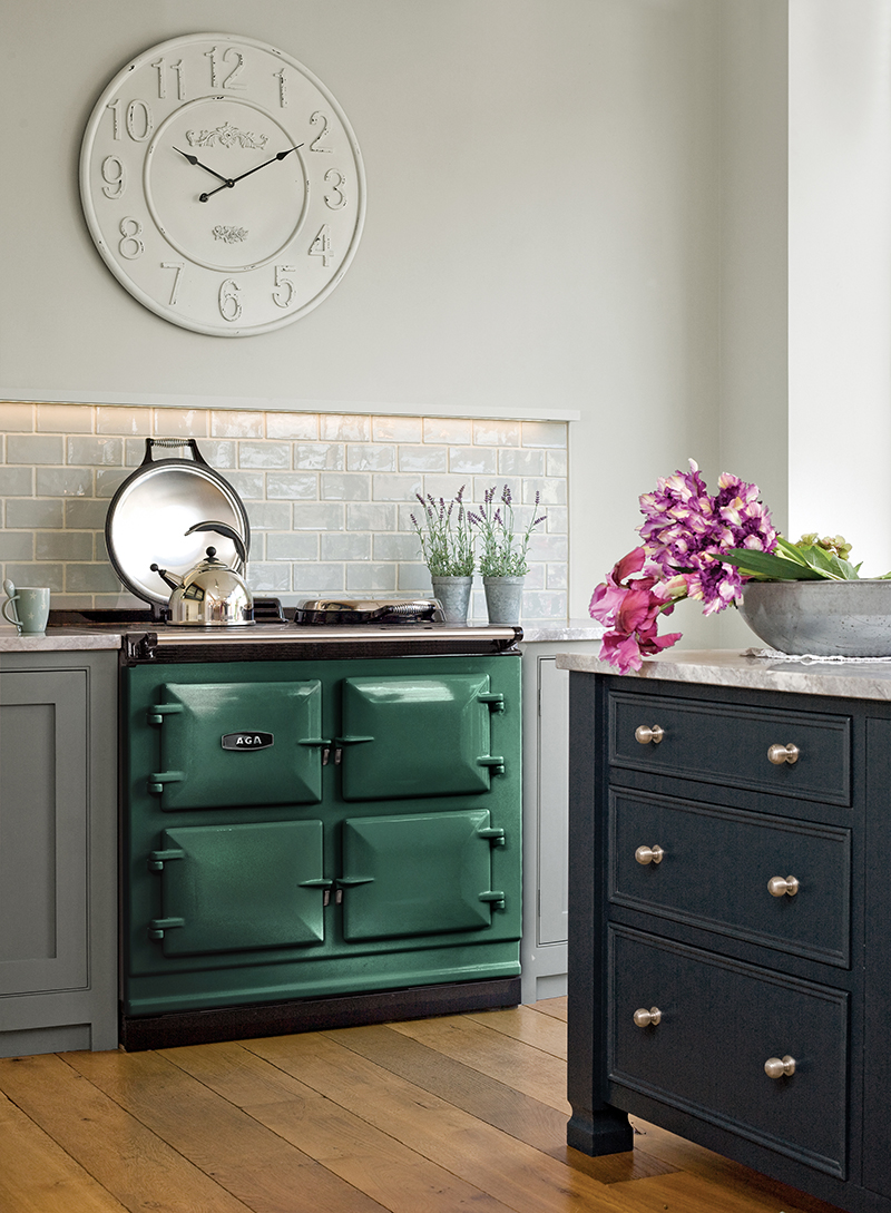 AGA 7 Series cooker in British Racing Green