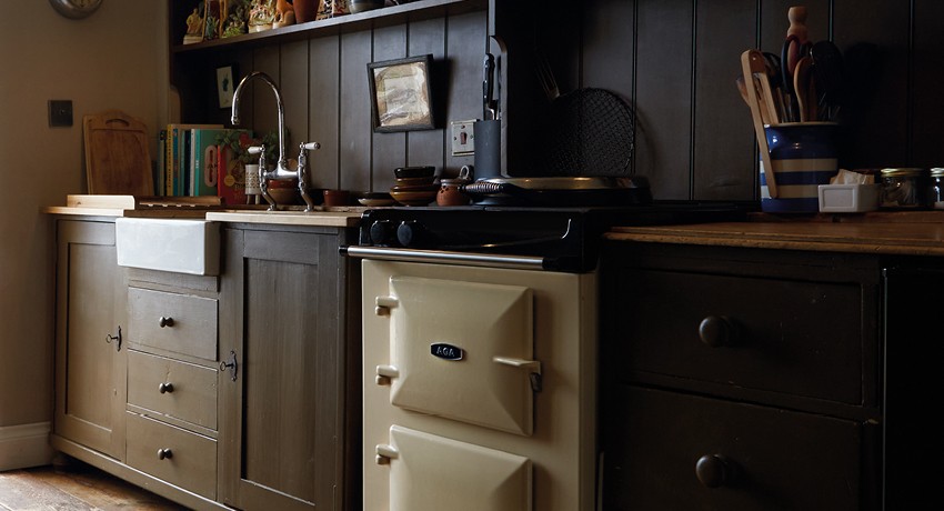 AGA 60 and Cabinetry