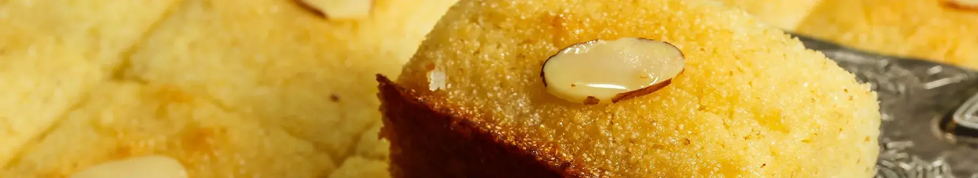 Safra - Aromatic Semolina Dessert