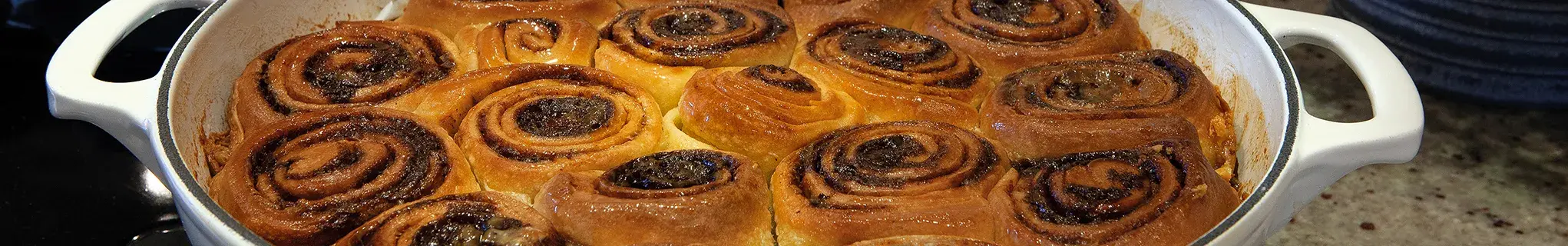 Cinnamon Rolls in AGA Cast-Iron Casserole