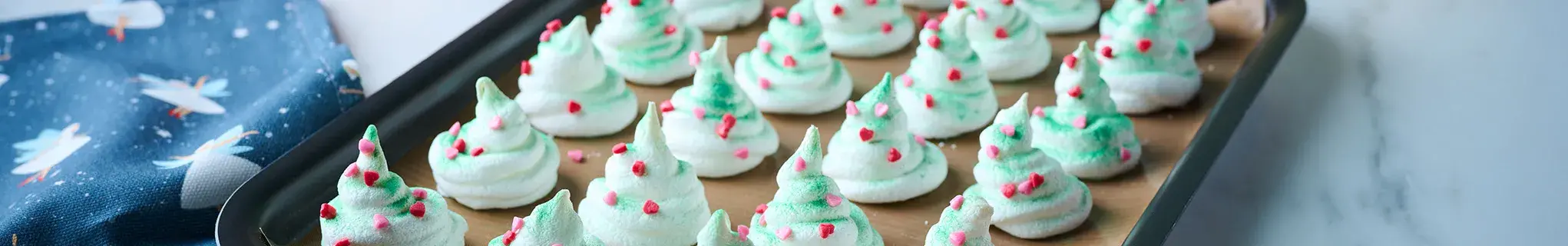 Meringue Christmas Trees