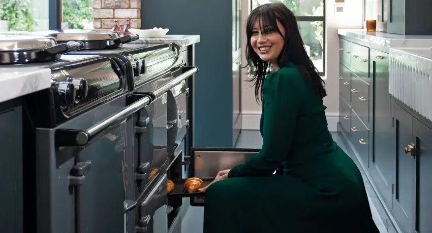 Daisy Lowe by her AGA eR3 Series 160 in Slate