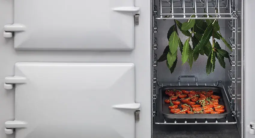 Tall warming oven