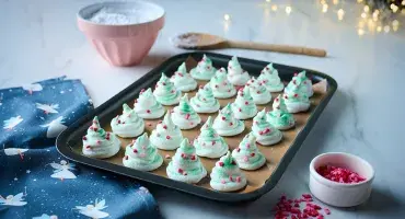 Meringue Christmas Trees