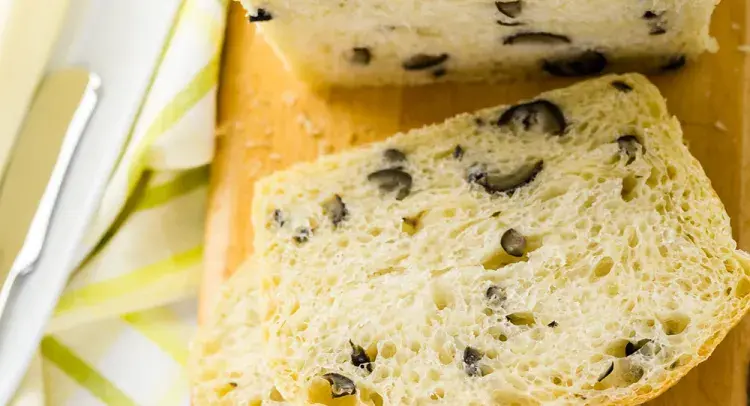 Feta and Olive Loaf