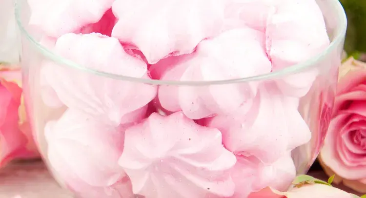 Pink Meringues With Rosewater Cream