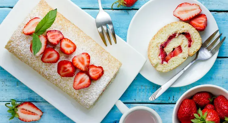 Strawberry Roulade