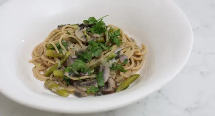 One Pot Mushroom, Coconut & White Wine Pasta